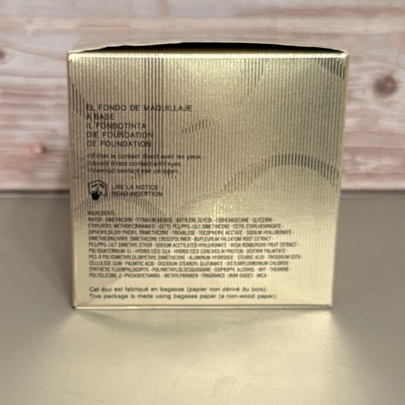 Cle de Peau Beaute The Foundation, Shade B10, SPF 22, NIB, Anti-Aging Makeup - Picture 8 of 11